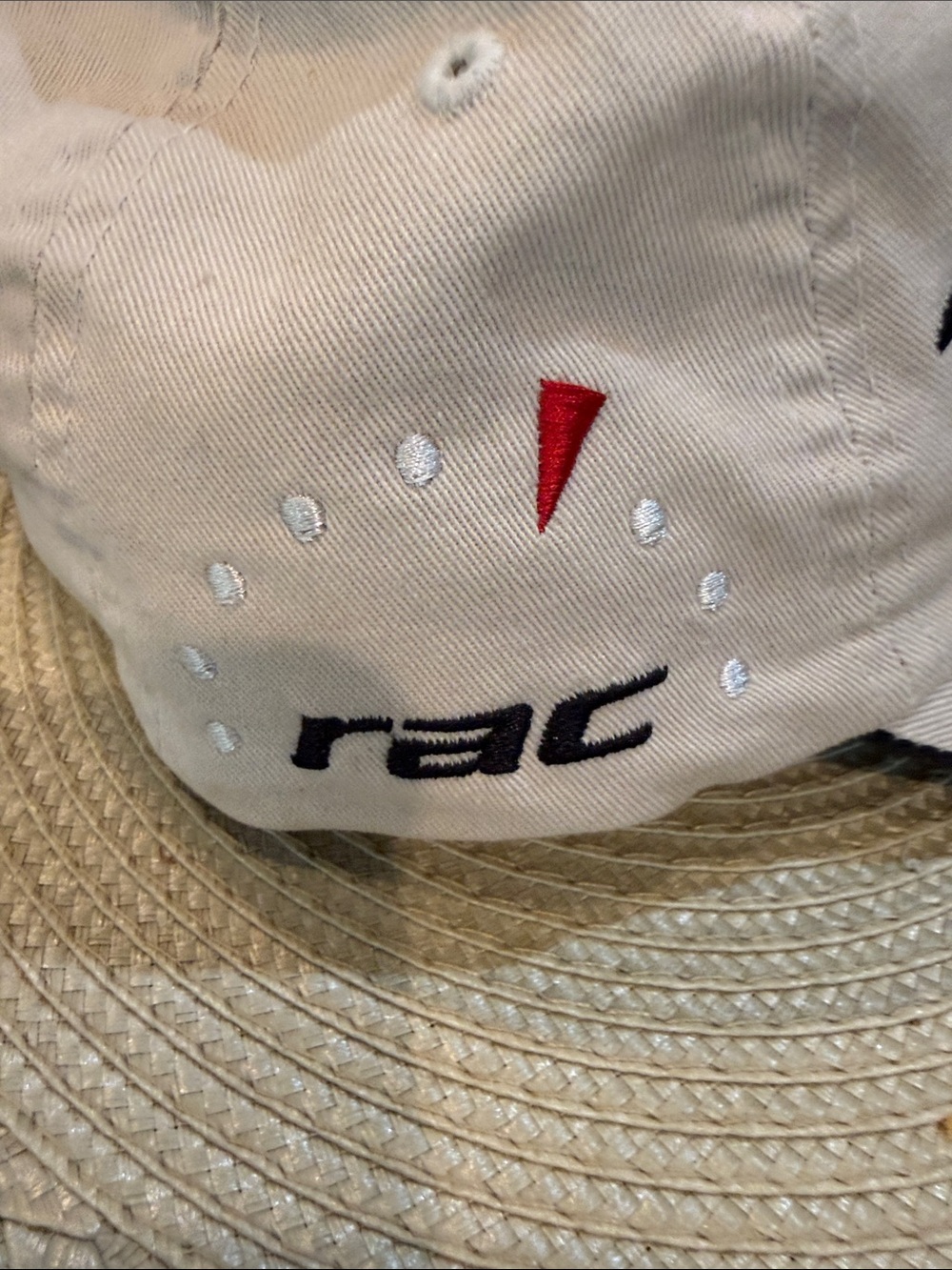 TaylorMade R7 Golf hat - Picture 4 of 7